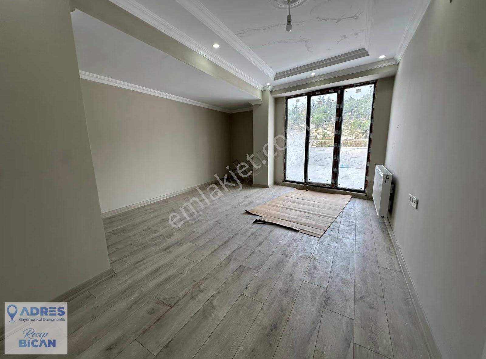 Kağıthane Çeliktepe Mh. 2+1 130m Satılık Teraslı Otoparklı Daire