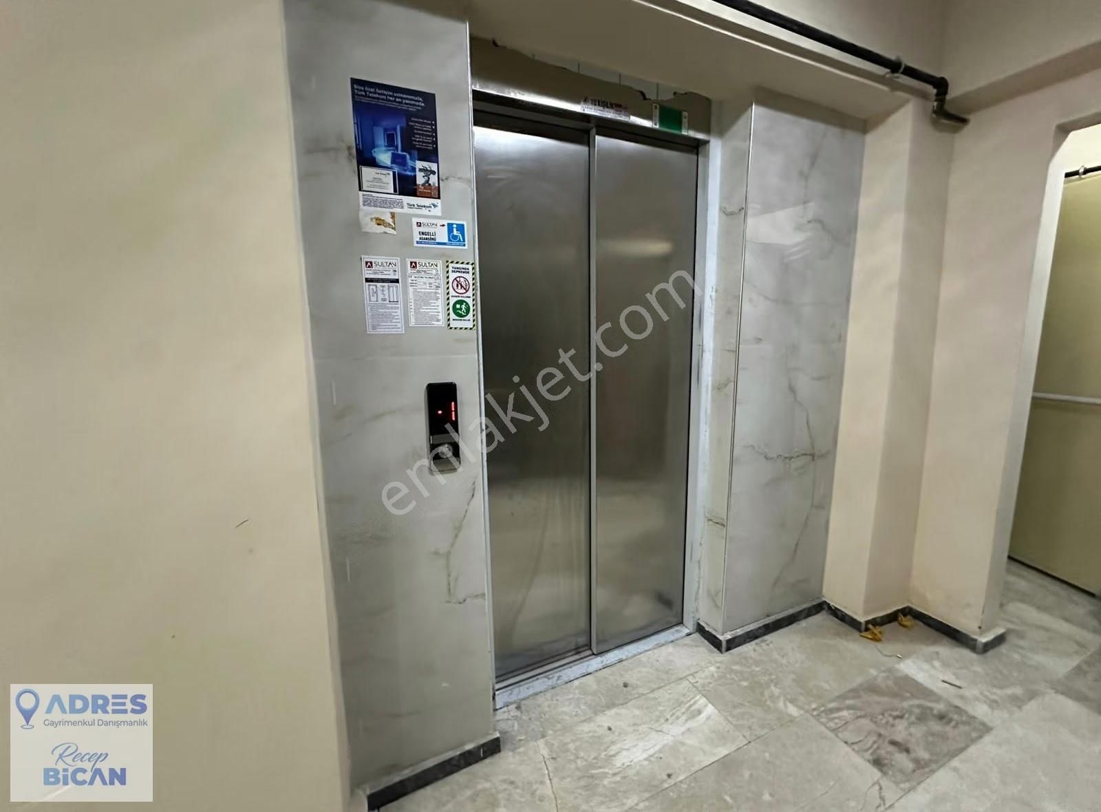 Kağıthane Çeliktepe Mh. 2+1 130m Satılık Teraslı Otoparklı Daire - Görsel 3