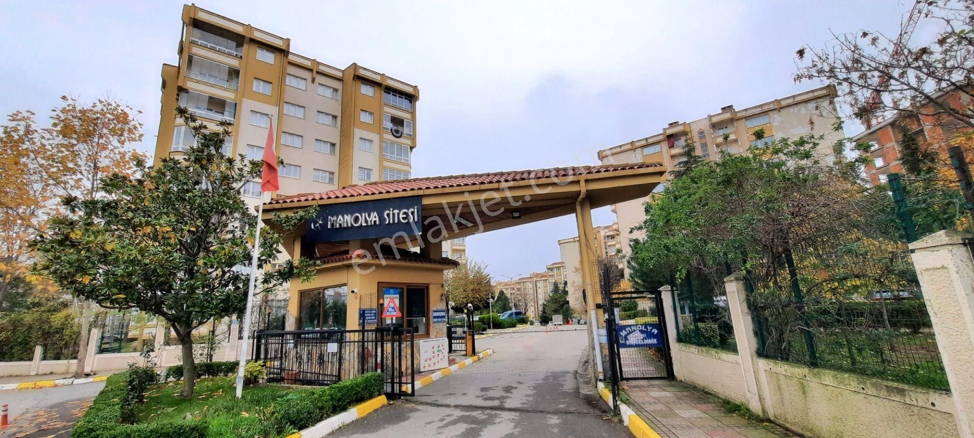 Manolya Sitesi'nde 5.kat Çift Wc'li Bakımlı Boş 90m2 Satılık 2+1 - Görsel 35