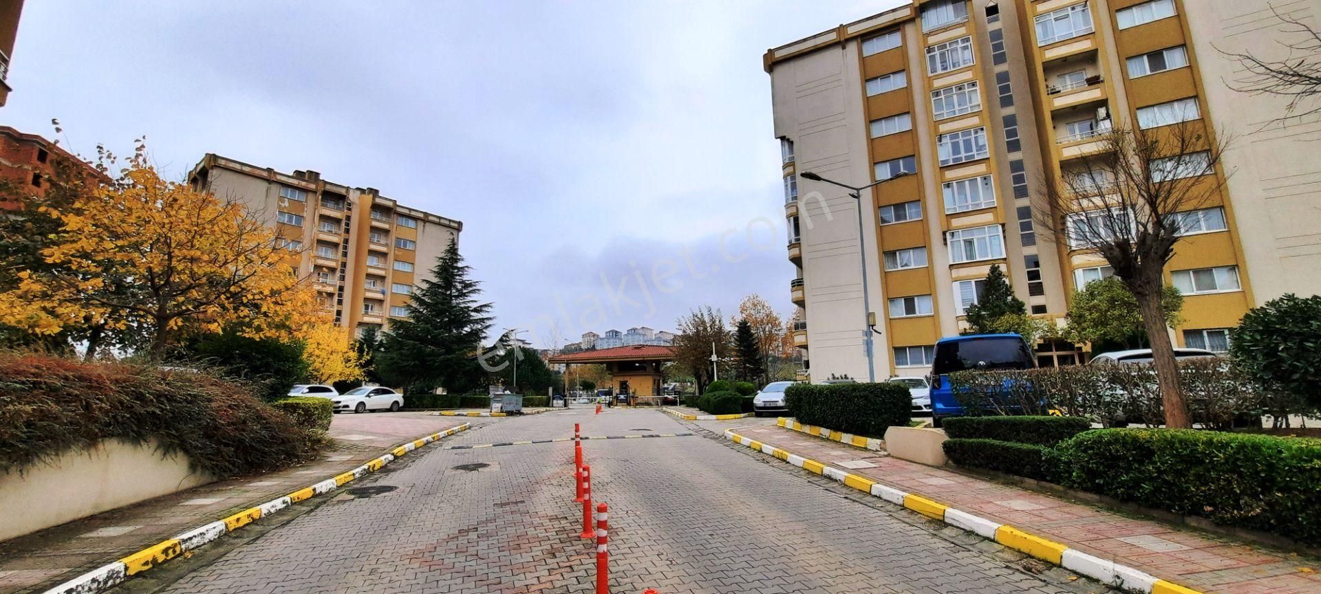Manolya Sitesi'nde 5.kat Çift Wc'li Bakımlı Boş 90m2 Satılık 2+1 - Görsel 34