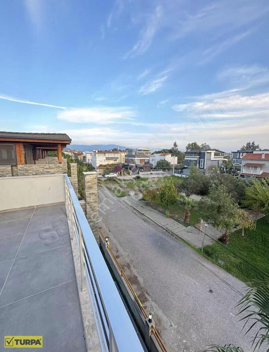 Seferihisar Ürkmez De Denize 200 Mt Site İçinde Eşyalı Triplex - Görsel 14