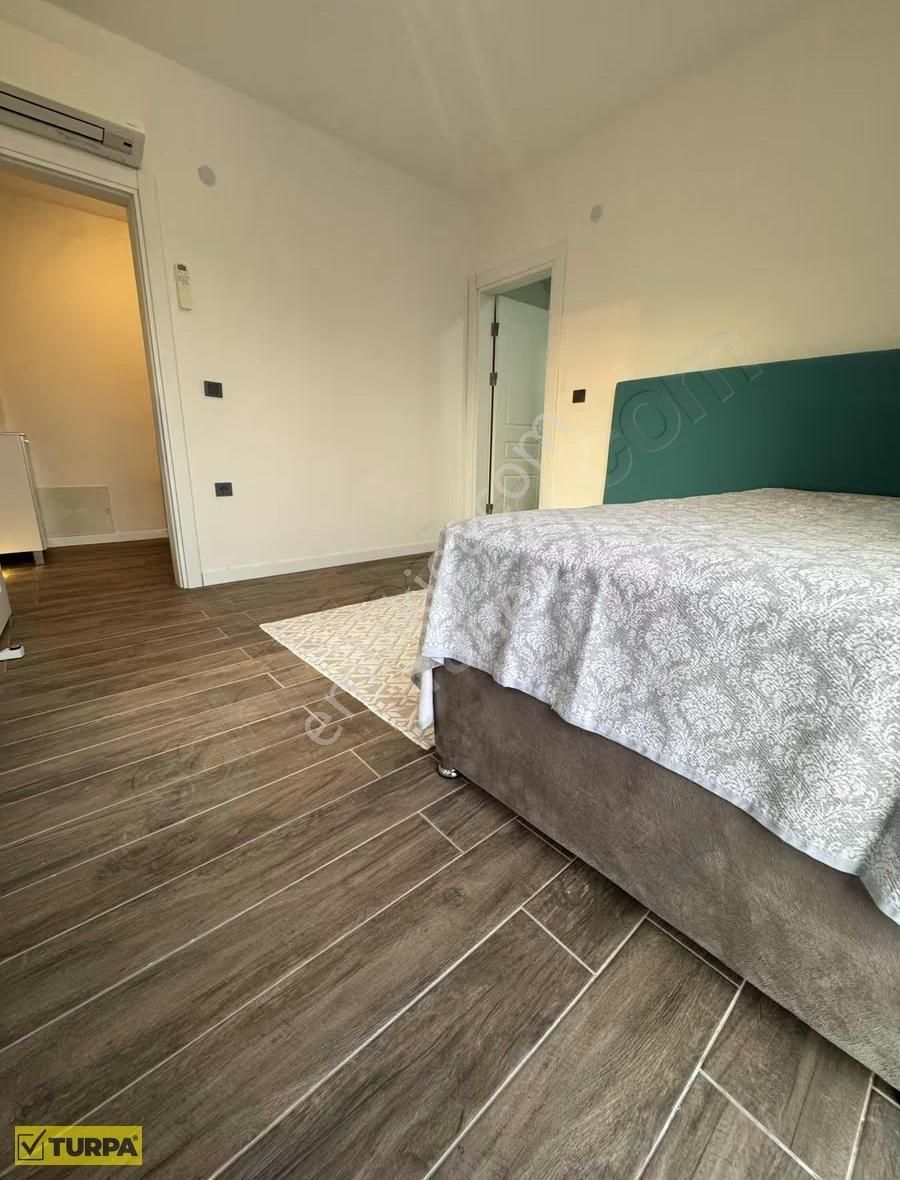 Seferihisar Ürkmez De Denize 200 Mt Site İçinde Eşyalı Triplex - Görsel 31