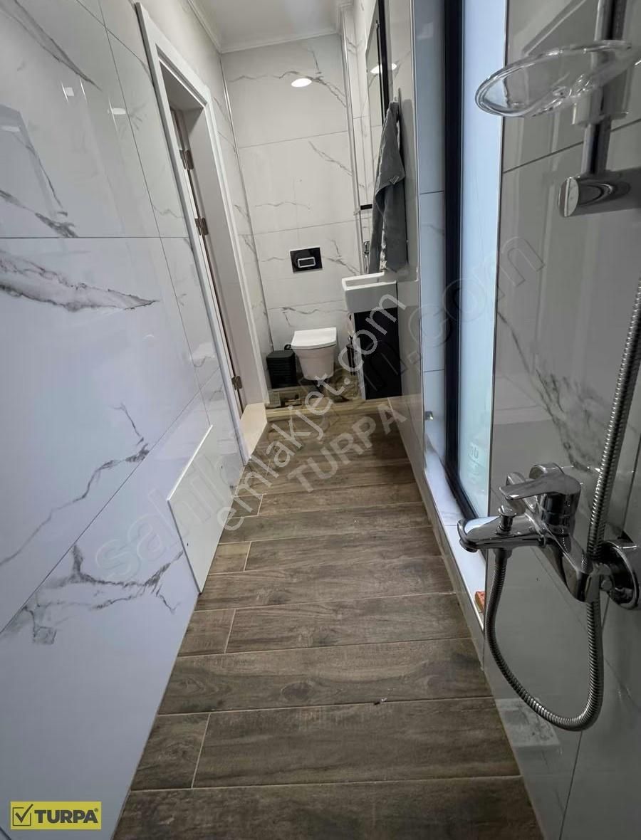 Seferihisar Ürkmez De Denize 200 Mt Site İçinde Eşyalı Triplex - Görsel 10