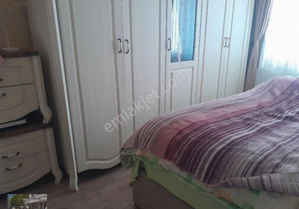 Bostanlı Merkezde Sahile Çok Yakın - Görsel 25