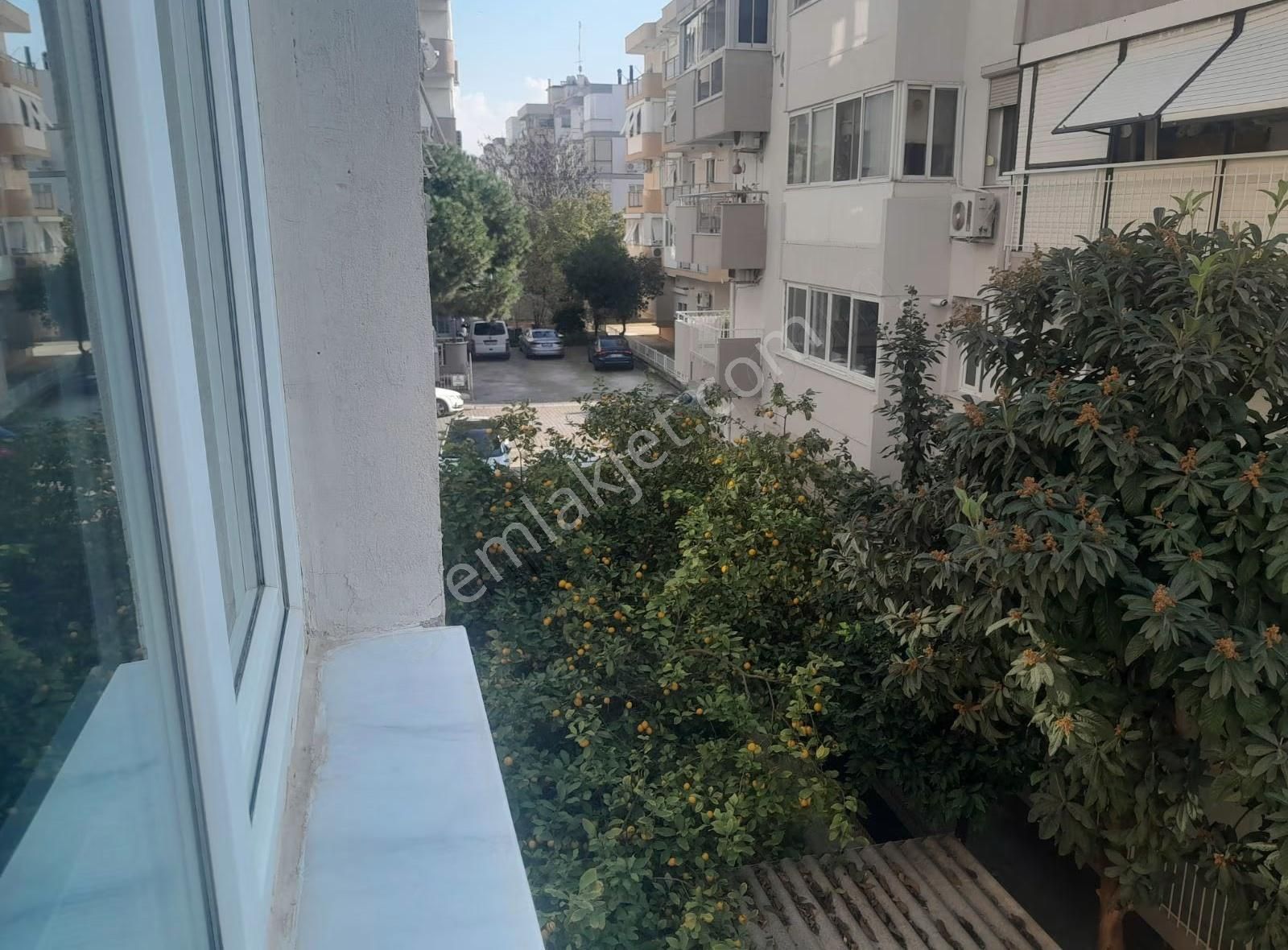 Bostanlı Merkezde Sahile Çok Yakın - Görsel 15