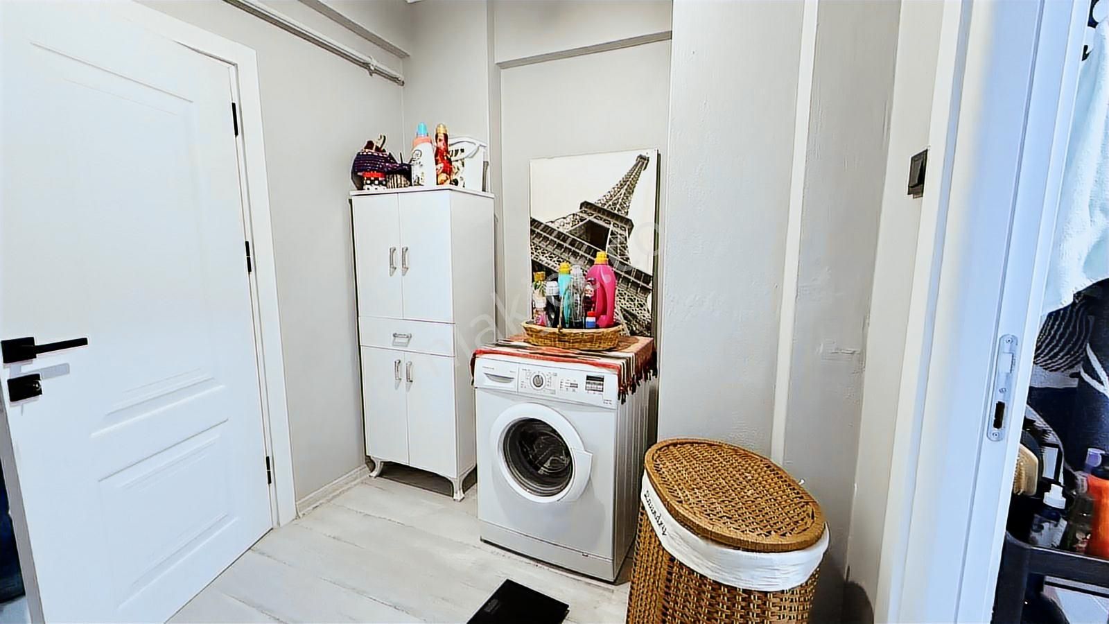 Sahile Yakın 3+1 150 M² Full Yapılı Asansörlü Ve Caddeye Cephe - Görsel 13