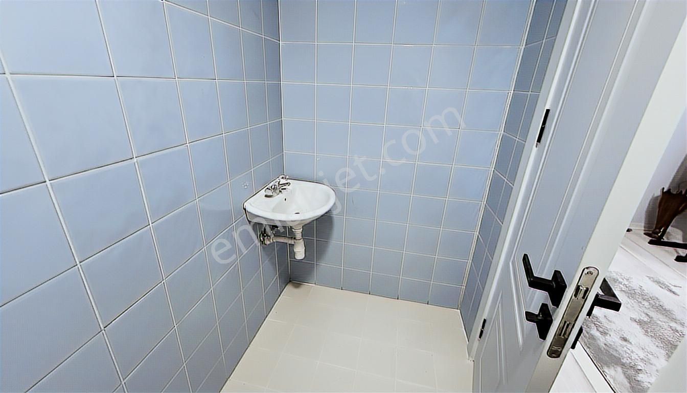 Sahile Yakın 3+1 150 M² Full Yapılı Asansörlü Ve Caddeye Cephe - Görsel 18