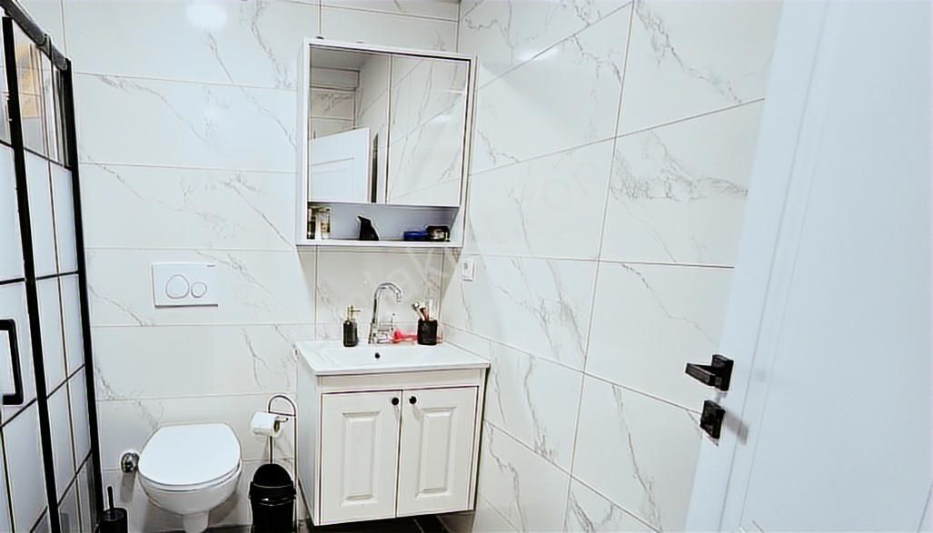 Sahile Yakın 3+1 150 M² Full Yapılı Asansörlü Ve Caddeye Cephe - Görsel 29
