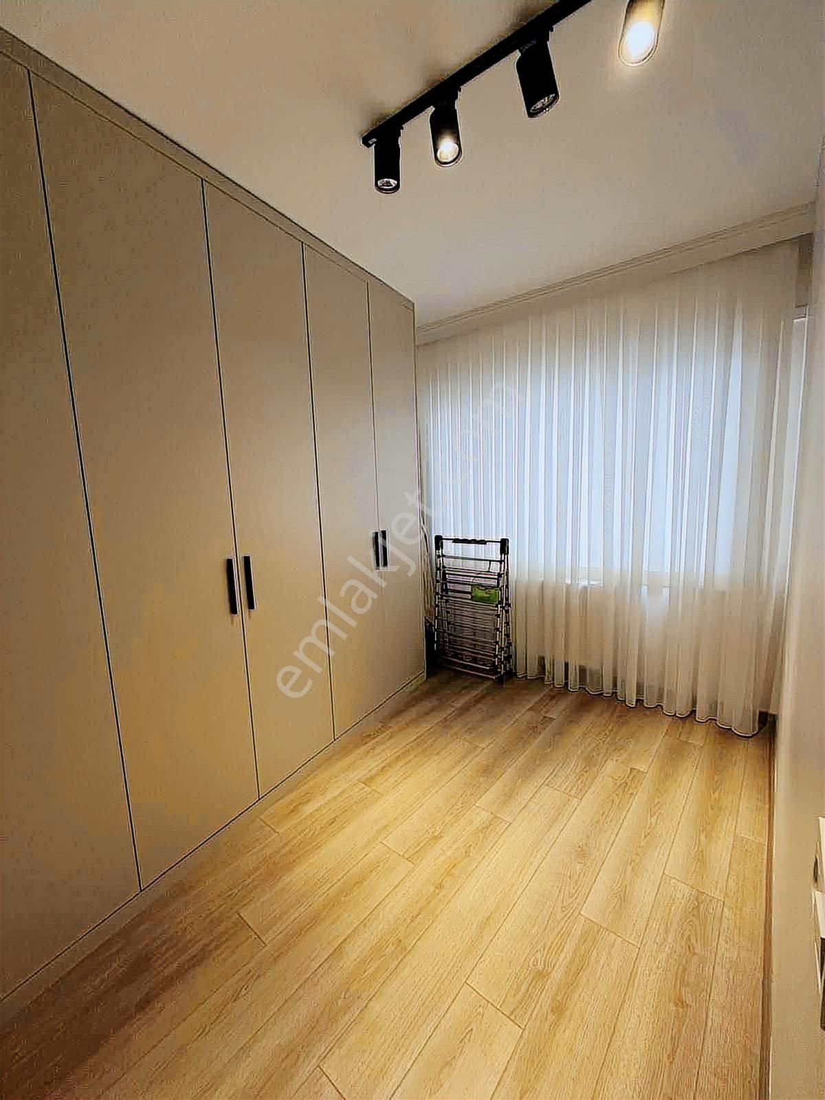 Satılık 2+1 Harika Konumda Temiz 3. Kat Satılık Daire - Görsel 3