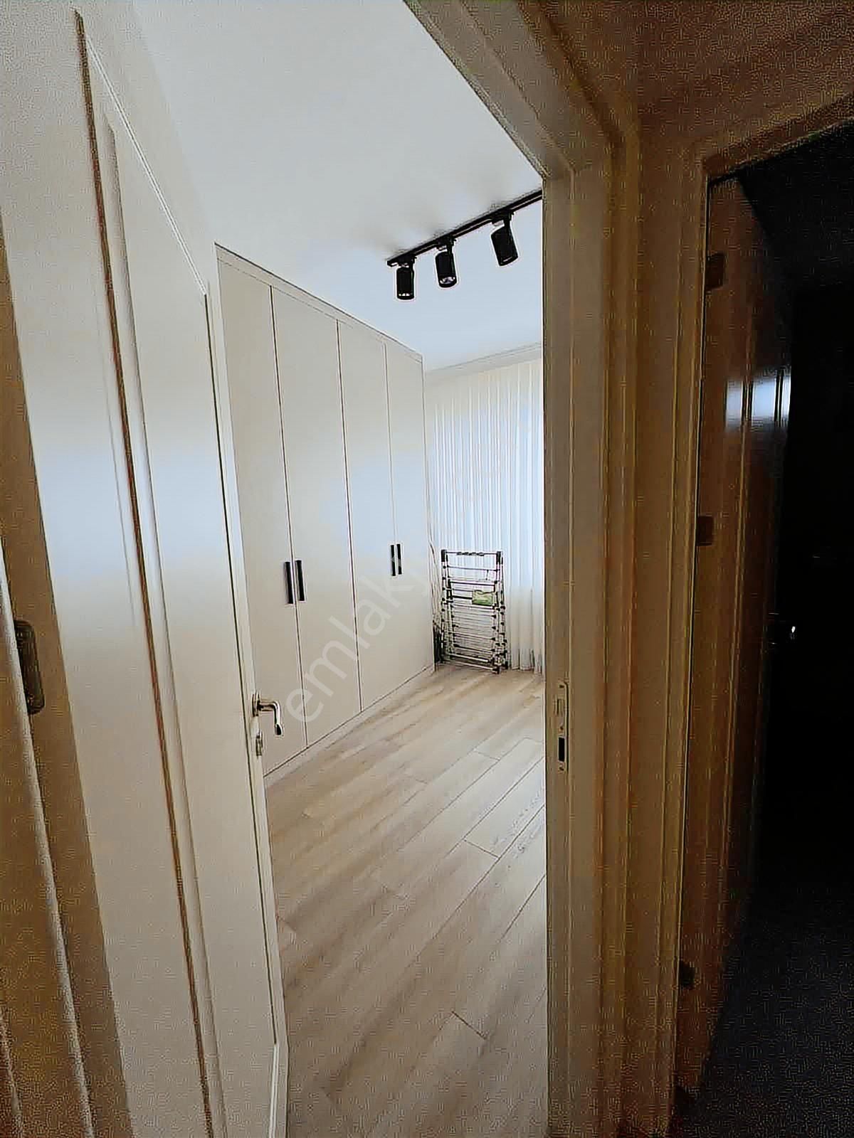 Satılık 2+1 Harika Konumda Temiz 3. Kat Satılık Daire - Görsel 23