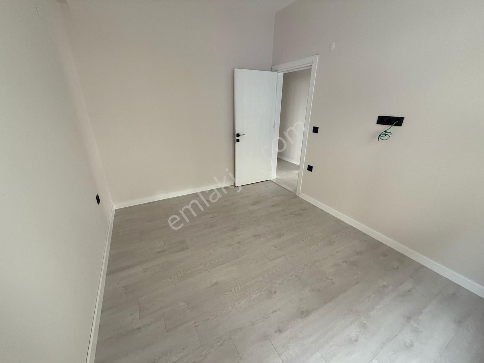 Didim Merkezde Yaraşır İnşaattan Satılık 2+1 Daire - Görsel 6