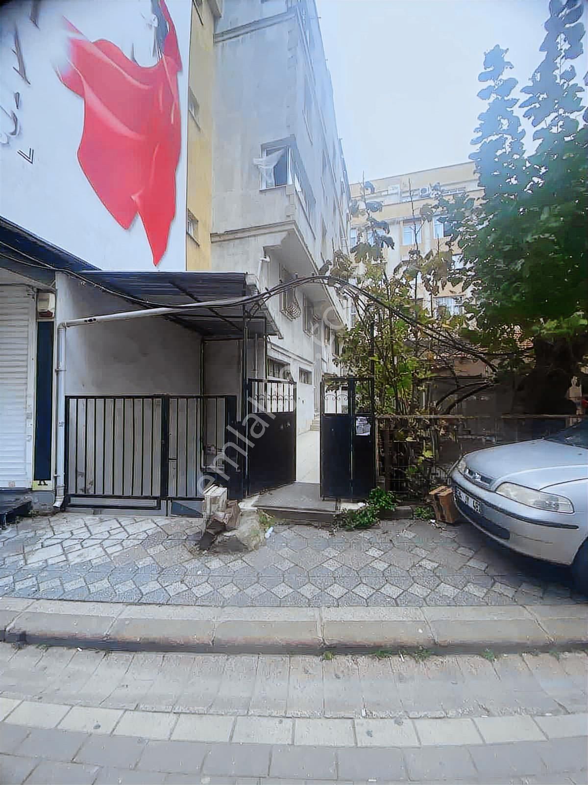 Zeytinburnu Telsiz Yüksek Giriş Satılık 2+1 Boş Teslim - Görsel 13