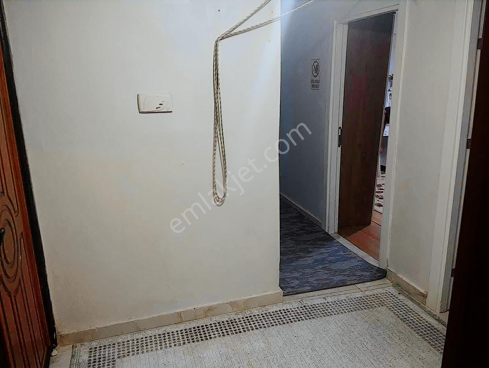 Zeytinburnu Telsiz Yüksek Giriş Satılık 2+1 Boş Teslim - Görsel 25