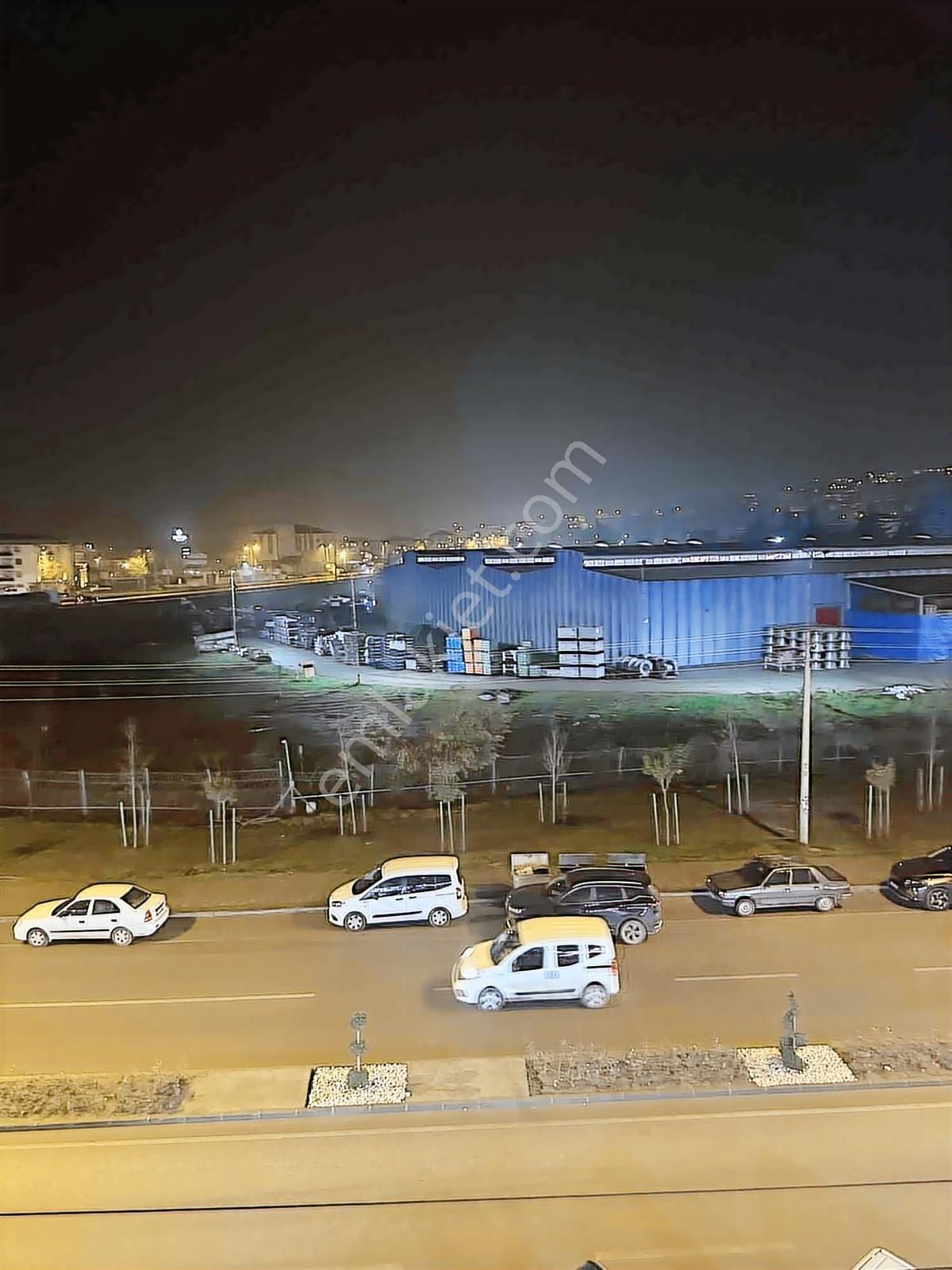 Son Fiyat Algün Ünivercity Sitesinde Cadde Cepheli Daire - Görsel 8