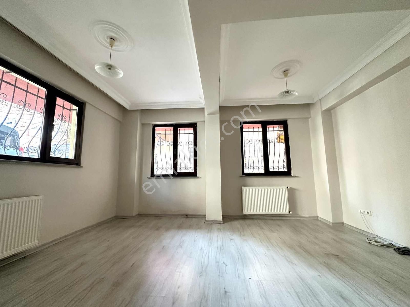Çekmeköy/m.akif/metroya Yürüme Mesafesinde Kiralık 2+1 Bahçekatı - Görsel 12