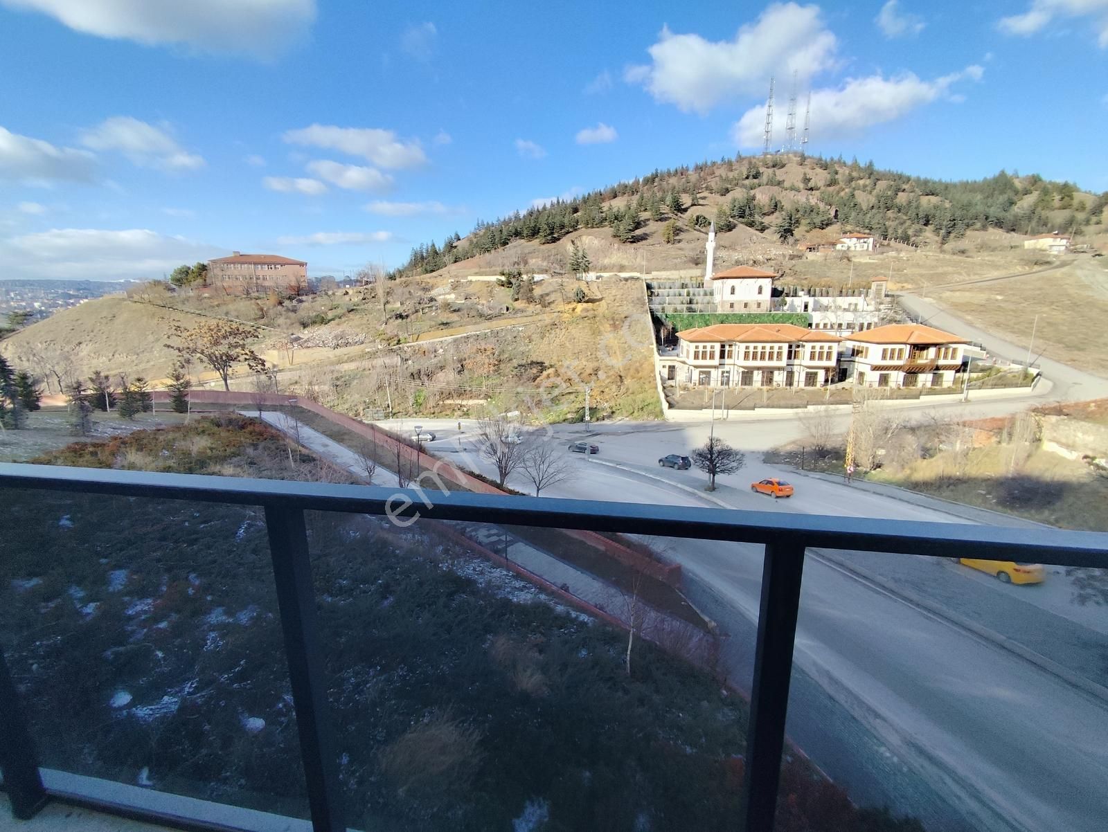 Yıldıztepe Hacı Bayramı Veli Cad.üzeri Sıfır 3+1 Satılık Daire - Görsel 6