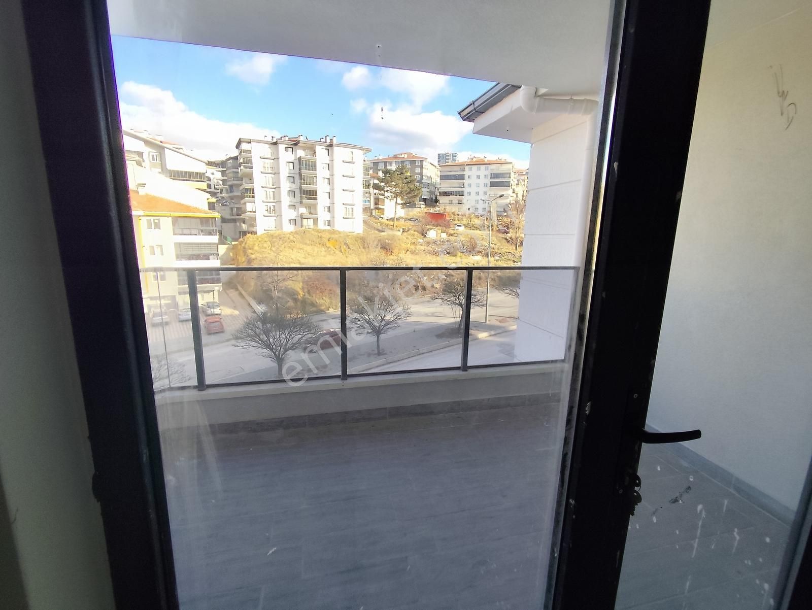 Yıldıztepe Hacı Bayramı Veli Cad.üzeri Sıfır 3+1 Satılık Daire - Görsel 8