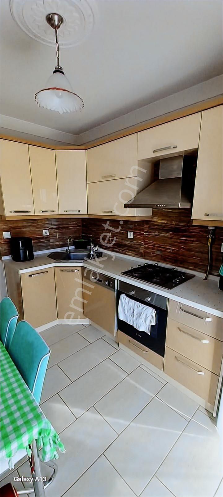 520 Gayrimenkulden 150 Evler Mah.3+1 Doğalgazlı Daire - Görsel 31