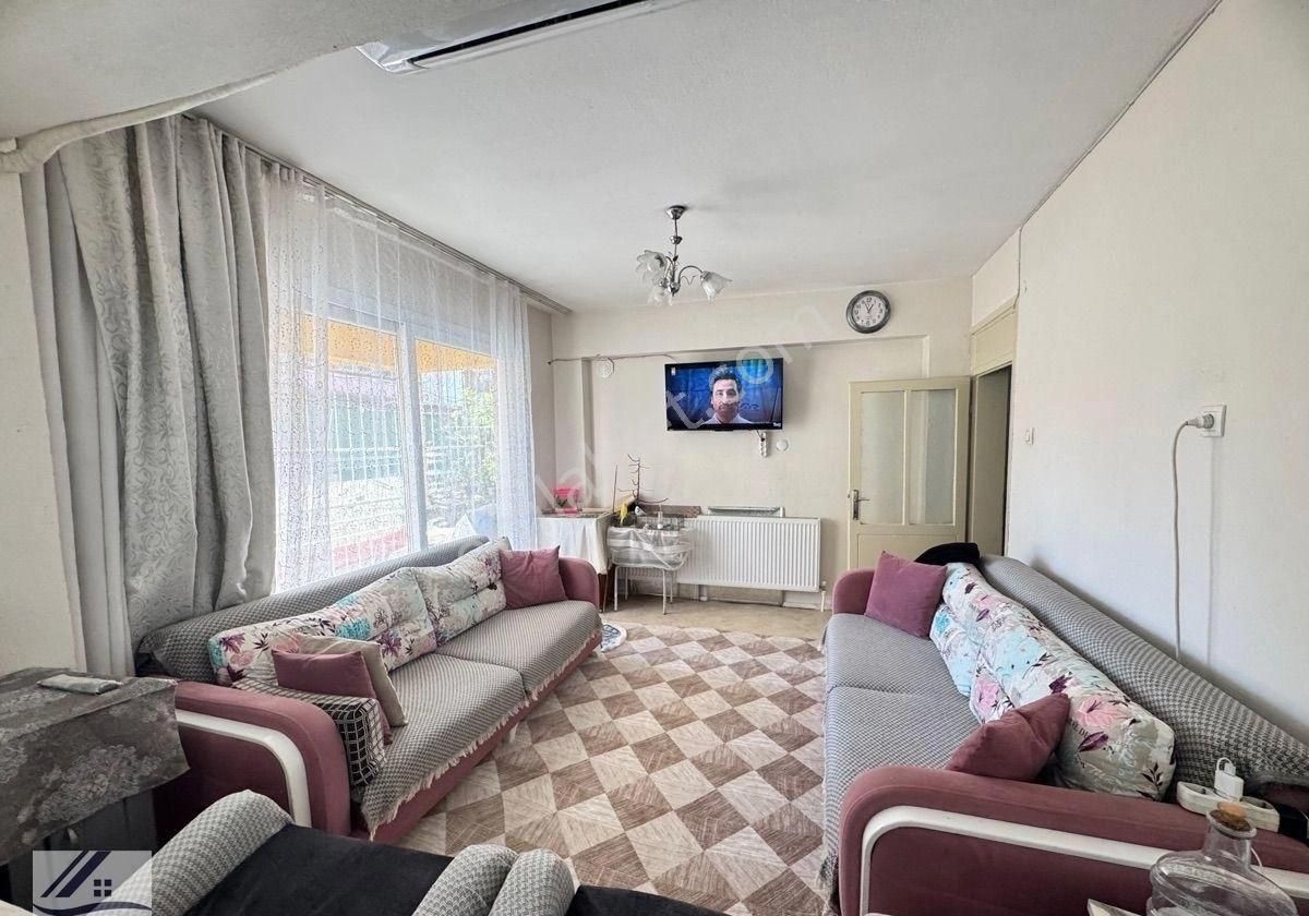 Aydın Mahallesinde Ali Akatlar Ortaokulu Yanında Cadde Üzeri 2+1 D.gazlı 3 Cephe 95 M2 Satılık Daire - Görsel 10