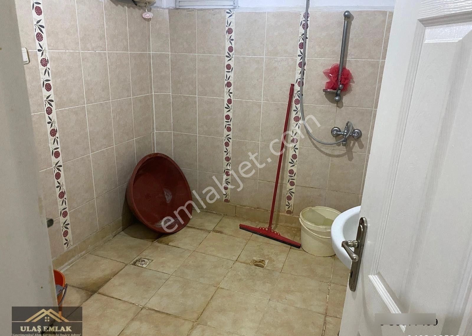 Ulaş Emlak Elvankent Bitişiği Gimsa Karşısı Site İçi - Görsel 4