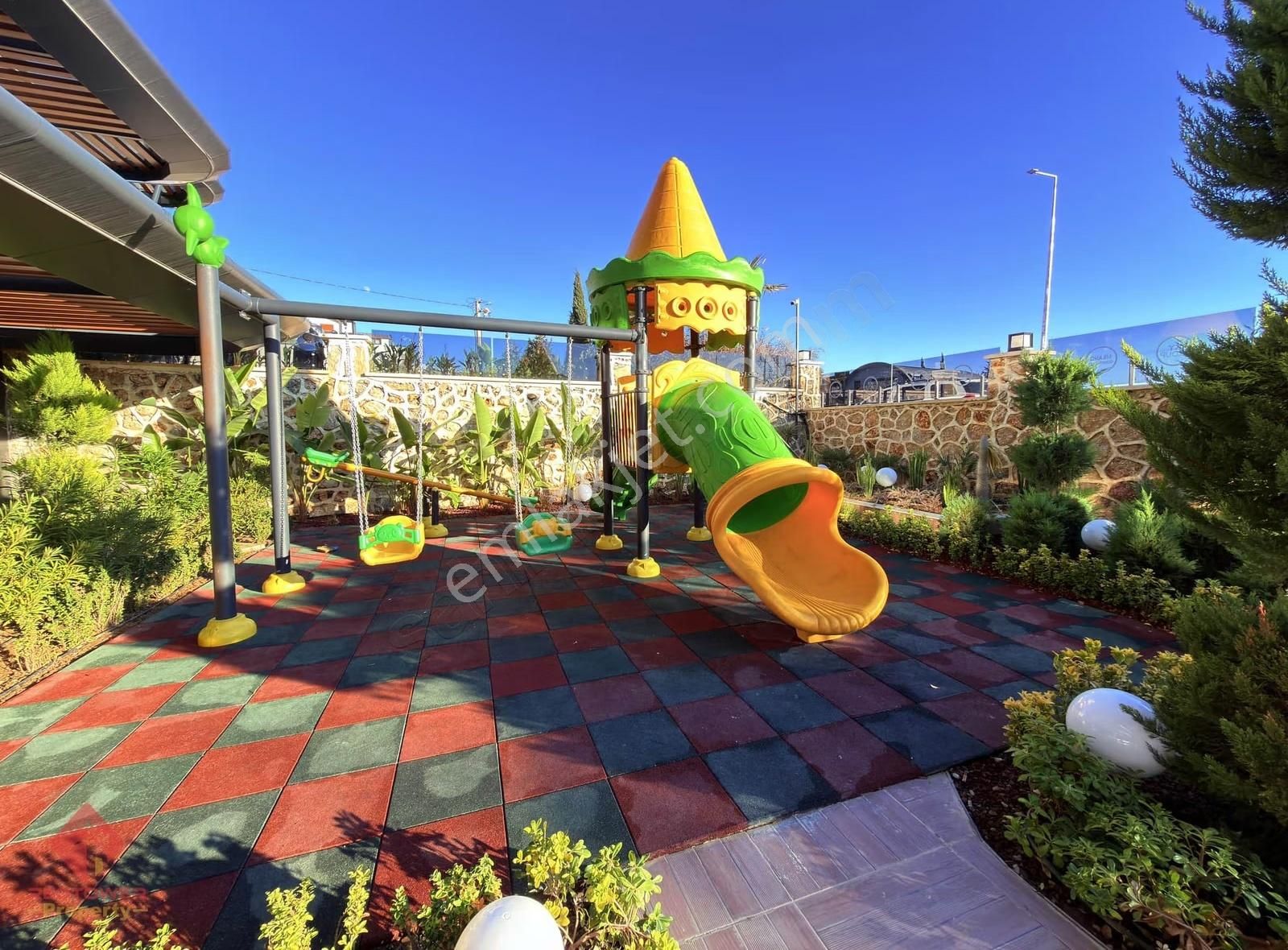 Hasbahçe'de Otel Konforlu Site İçerisinde Satılık 2+1 Daire - Görsel 26