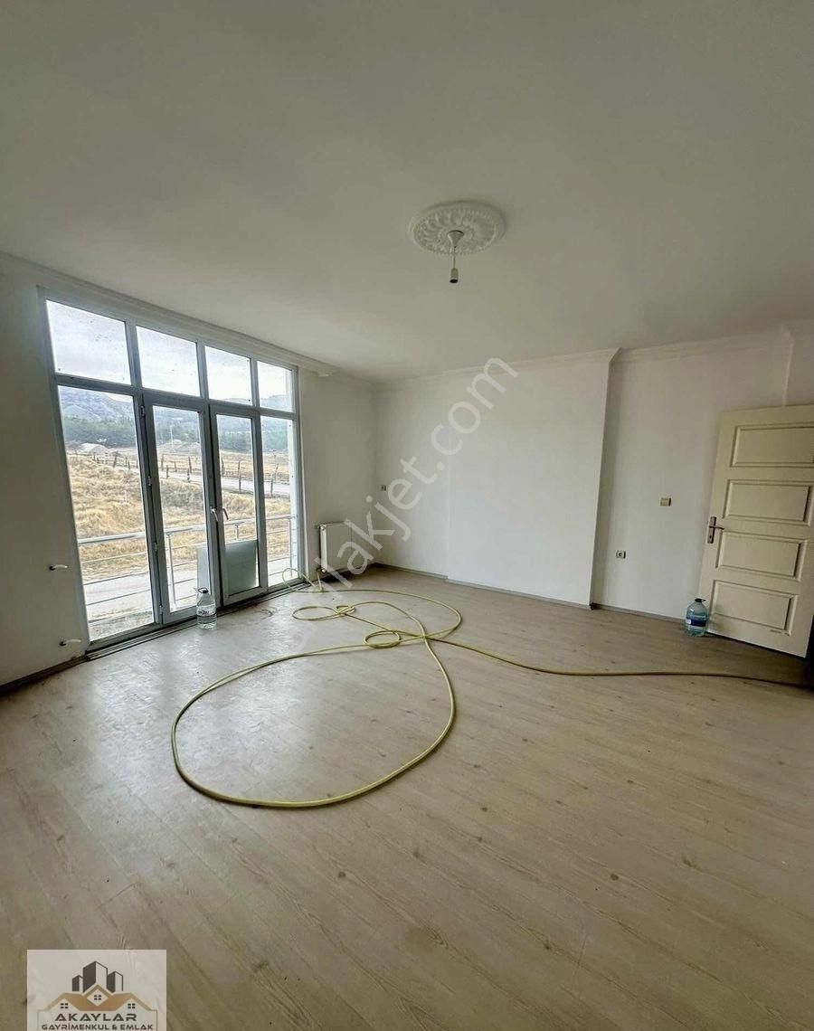 Akaylar'dan Adliye Karşısı Satılık Ofis / Büro - Görsel 6