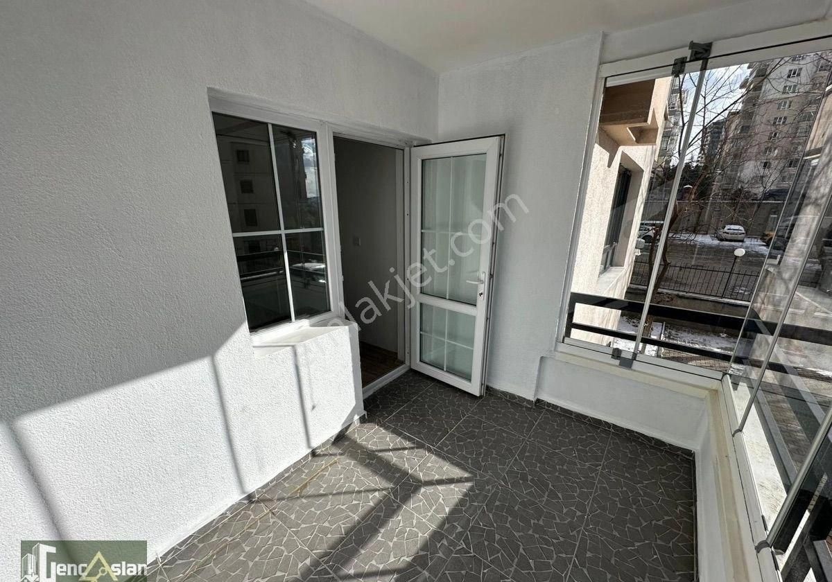 ▄gençaslan'dan▄ Ege Mahallesi'nde Natoyolu Caddesine Çok Yakın Full Yapılı Lüx 3+1 Kiralık Daire - Görsel 24