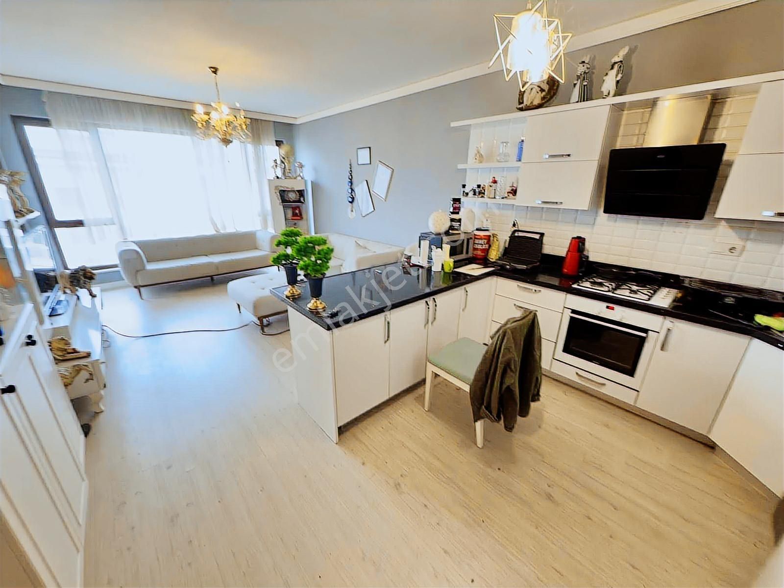 Trabzon Yakamoz Sitesinde Satılık 1+1 Deniz Manzaralı Lüks Daire - Görsel 20