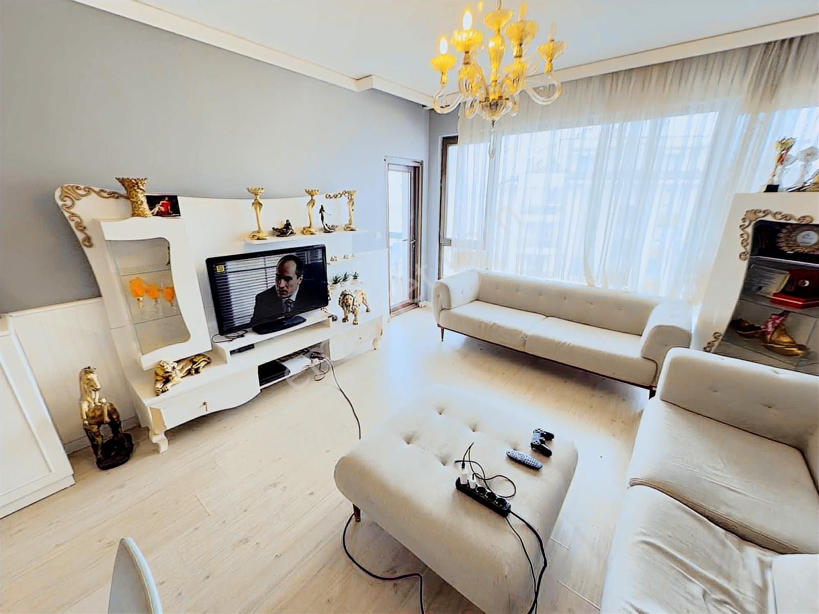 Trabzon Yakamoz Sitesinde Satılık 1+1 Deniz Manzaralı Lüks Daire - Görsel 9