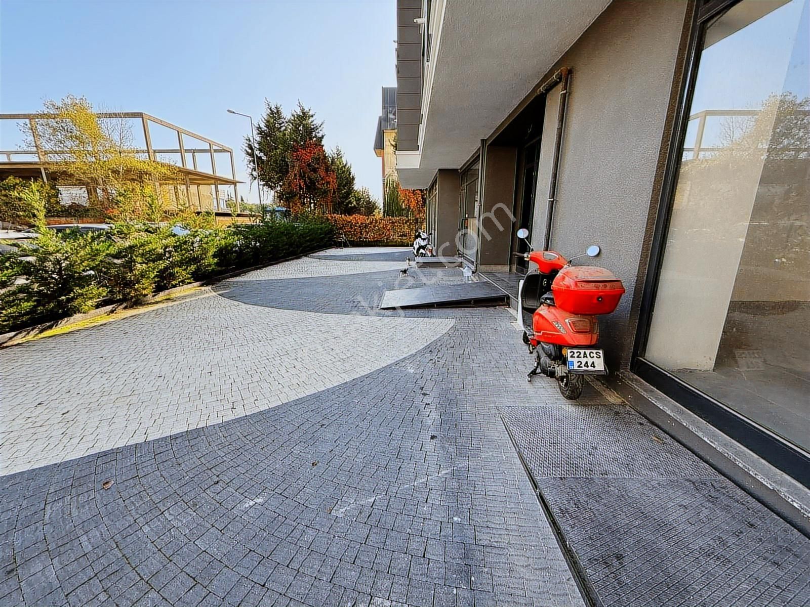 Edirne İl Emniyet Müdürlüğü Karşısı Kiralık Güzel Konumda Dükkan - Görsel 9