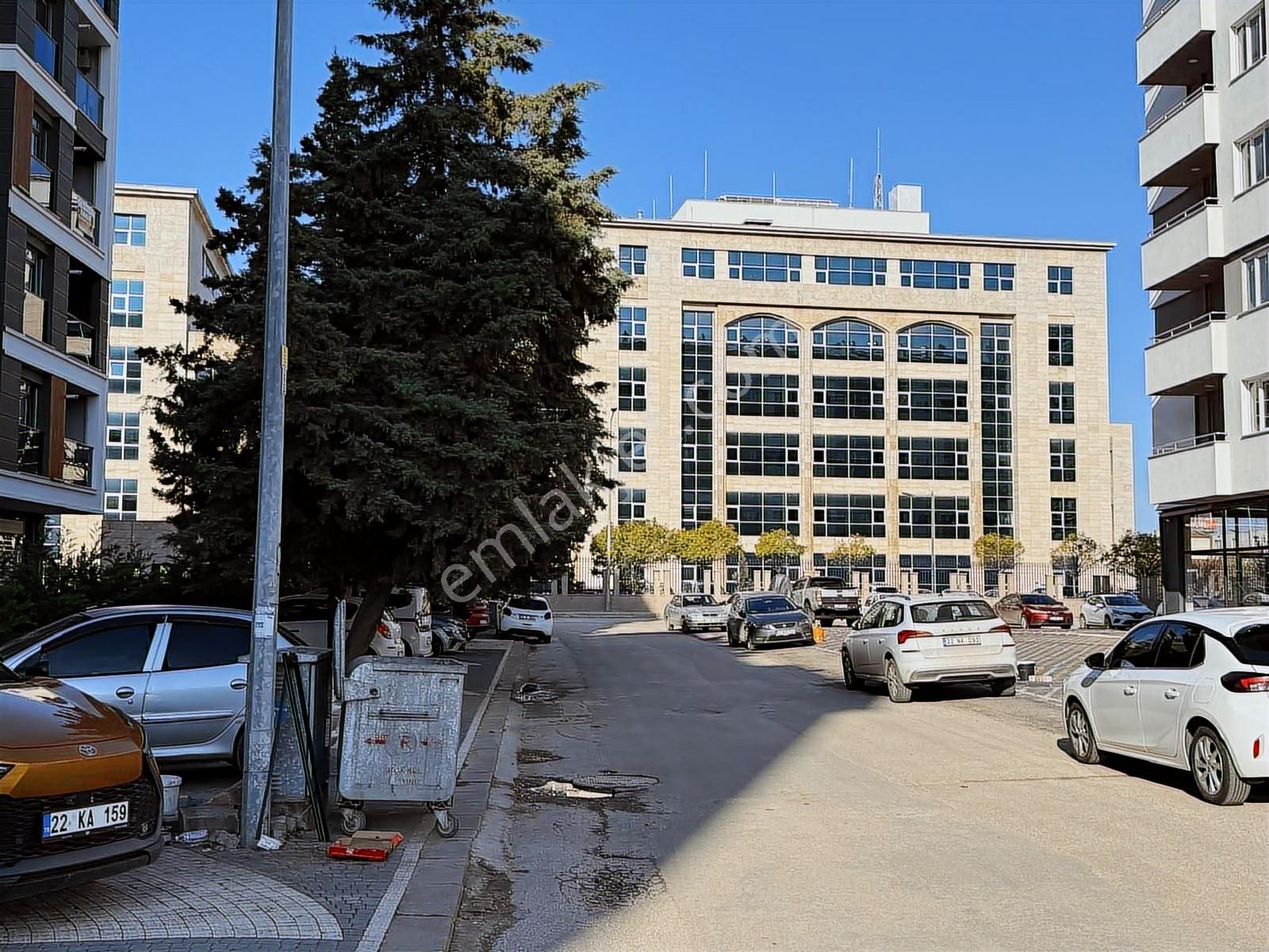 Edirne İl Emniyet Müdürlüğü Karşısı Kiralık Güzel Konumda Dükkan - Görsel 2