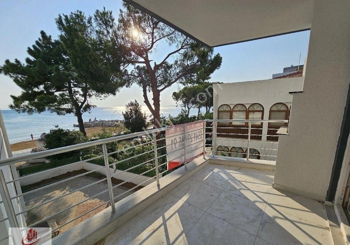 Ay Emlak'tan Armutlu Yılandar'da Denize Sıfır Konum 2+1 Daire - Görsel 5