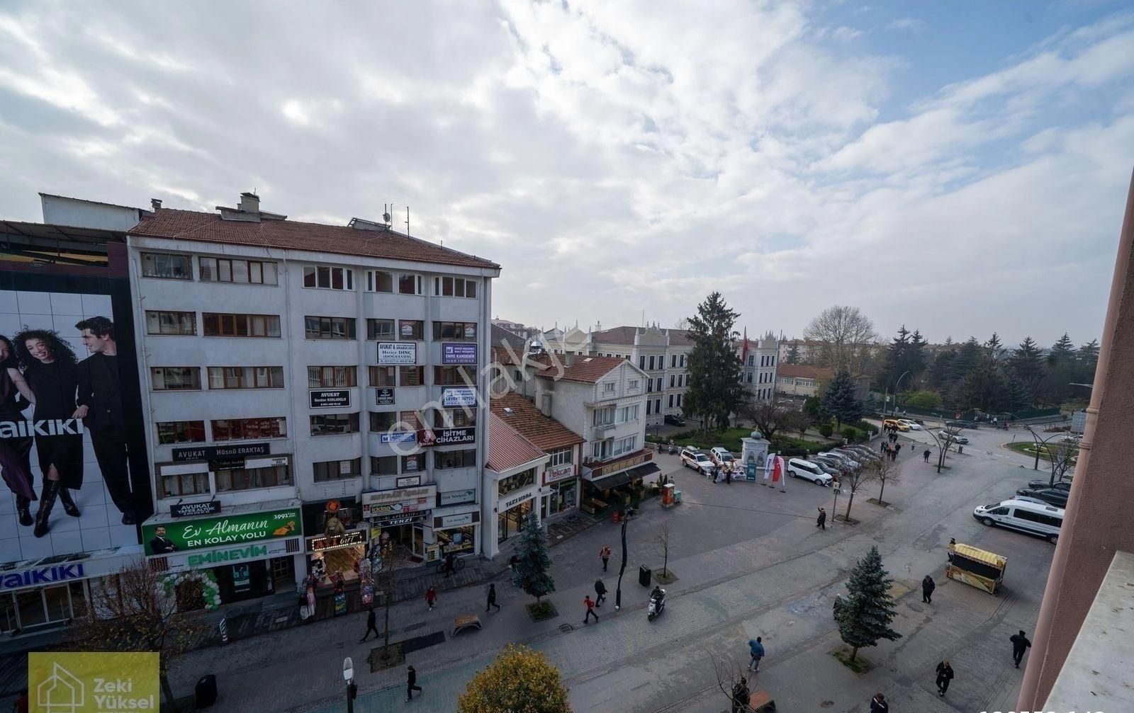 İzzet Baysal Caddesi Üzerinde -bakımlı -120 M² Satılık 3+1 Daire - Görsel 23