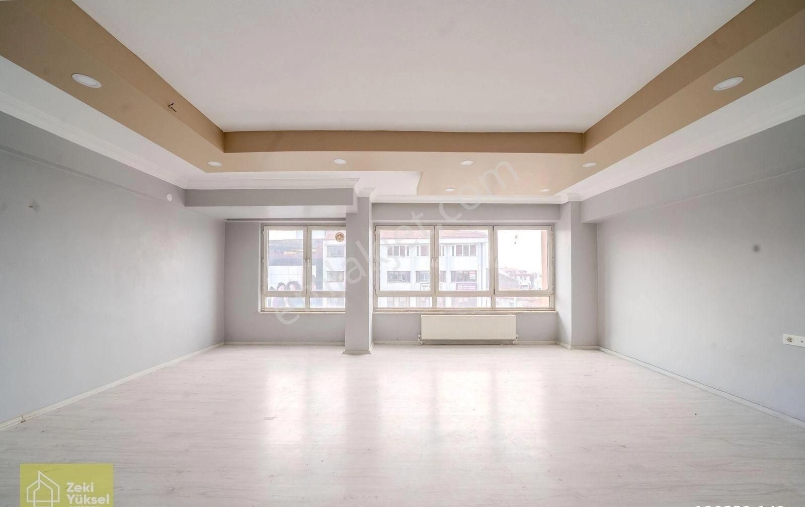İzzet Baysal Caddesi Üzerinde -bakımlı -120 M² Satılık 3+1 Daire - Görsel 3