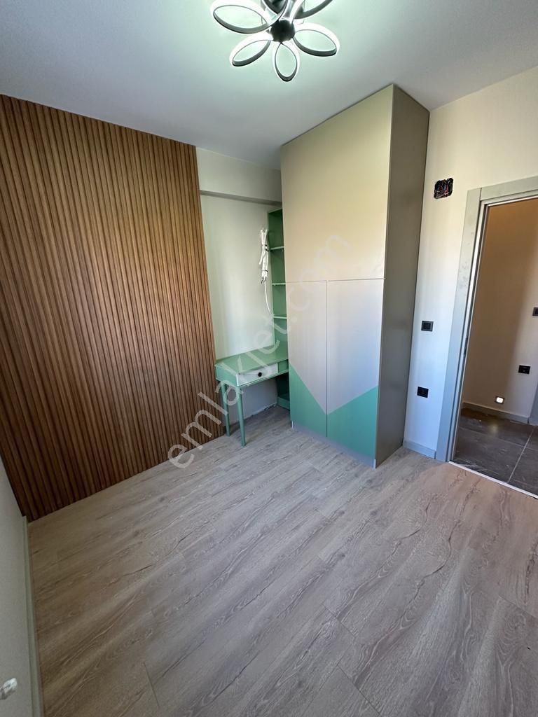 Osmangazi Mahallesinde 2+1 Doğalgaz Kombili Ultra Lüks Satılık Daire - Görsel 17