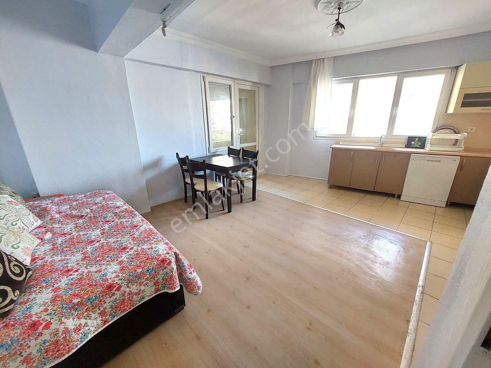 Kuşadası Limana 3 Dk Arakat Bakımlı 2+1 Satılık Daire - Görsel 10