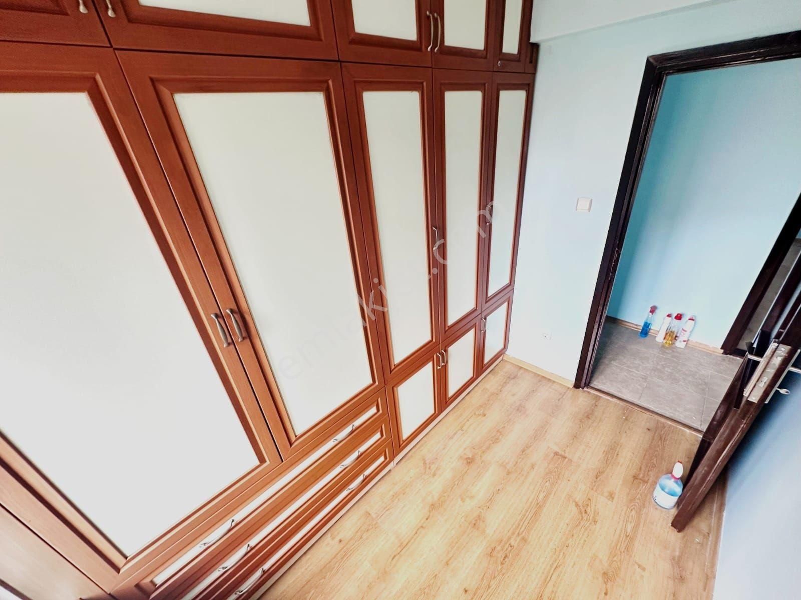 Turyap'tan Minibüs Caddesine Yakın Konumda Arakat Balkonlu 3+1 - Görsel 30