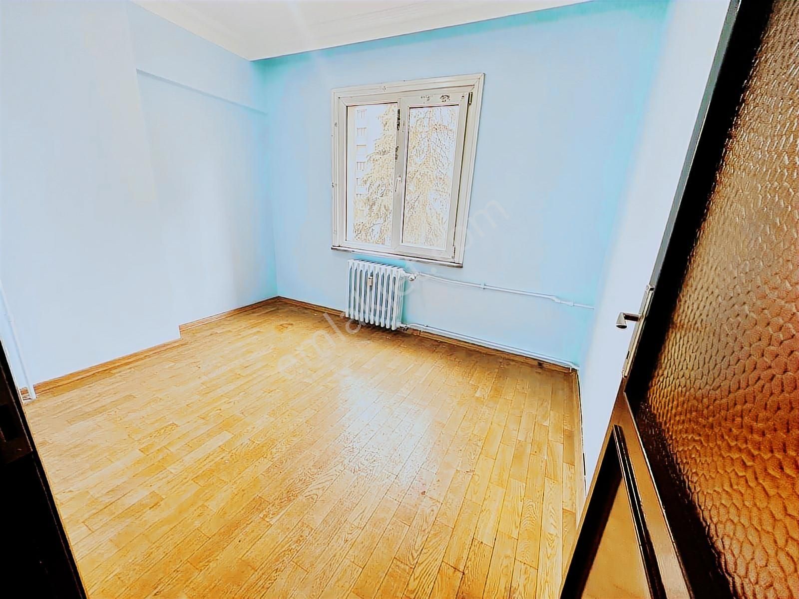 Turyap'tan Minibüs Caddesine Yakın Konumda Arakat Balkonlu 3+1 - Görsel 33