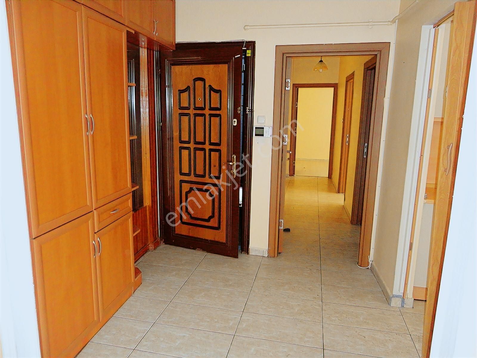 Adatepe Sahilde Süreyyaplajı Marmaray Durağına Yakın Güney 2+1 - Görsel 21