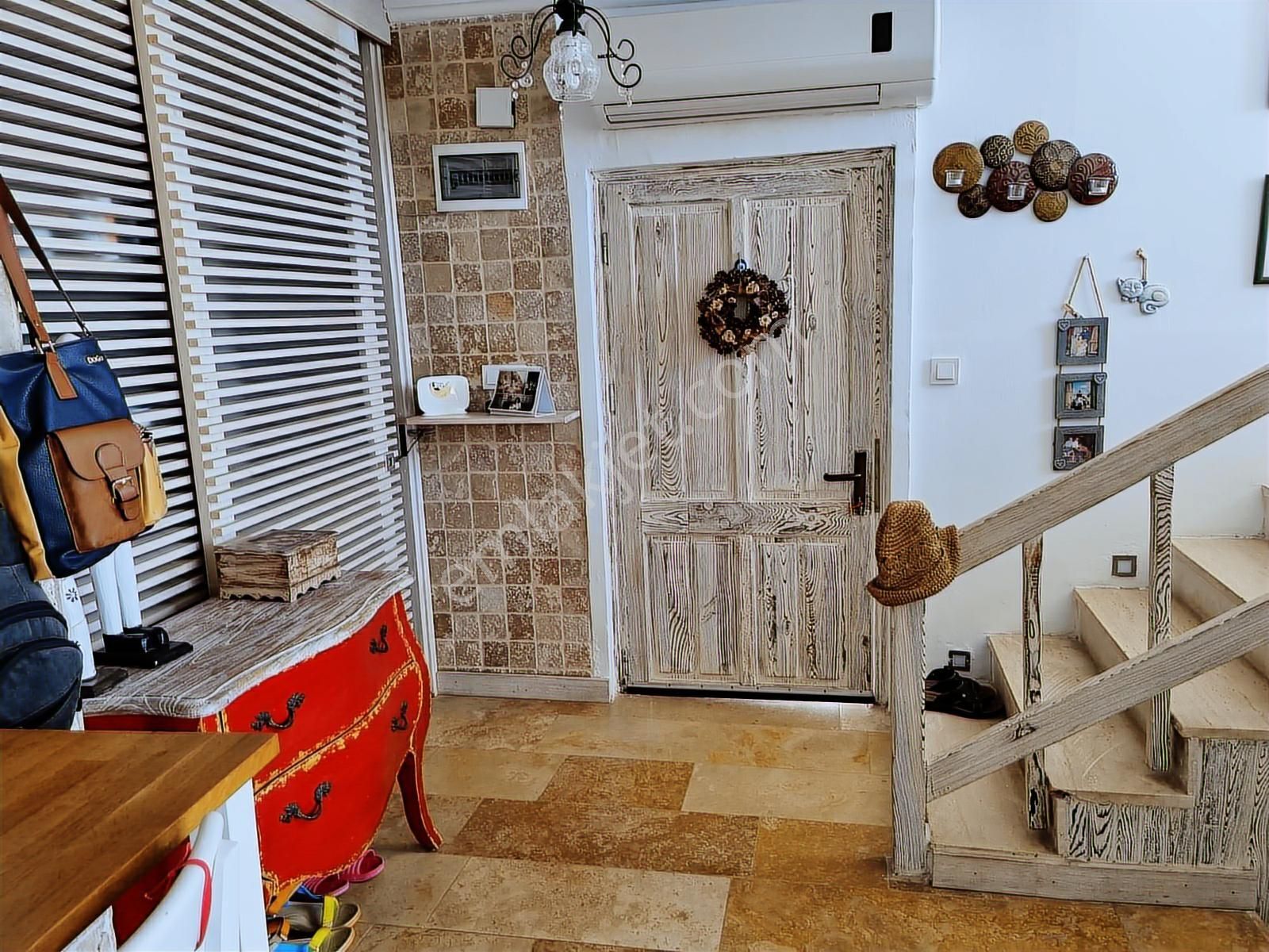 Bodrum Bankev`de Modern Dokunuşla Yenilenmiş 2+1 Çift Banyolu - Görsel 2