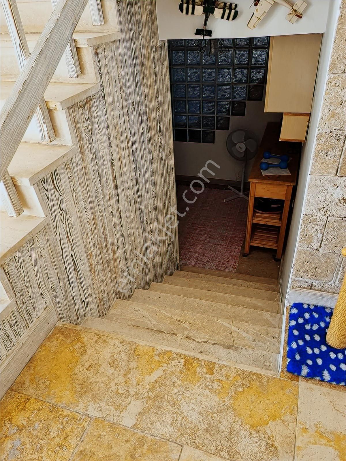 Bodrum Bankev`de Modern Dokunuşla Yenilenmiş 2+1 Çift Banyolu - Görsel 15