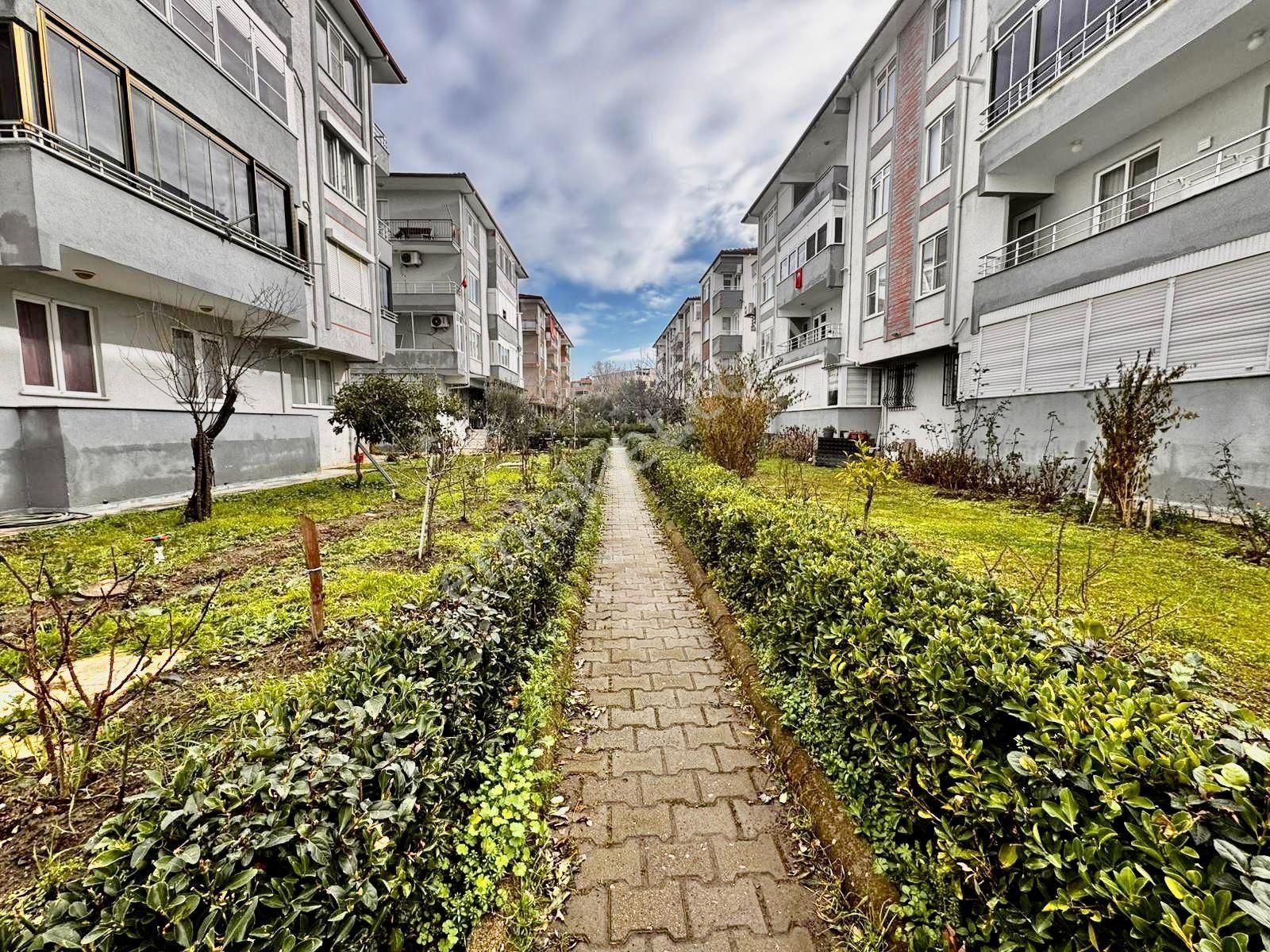 ▓zeytinli Gayrimenkul'den Denize Çok Yakın & Lüx Tasarım 2+1 Satılık Daire