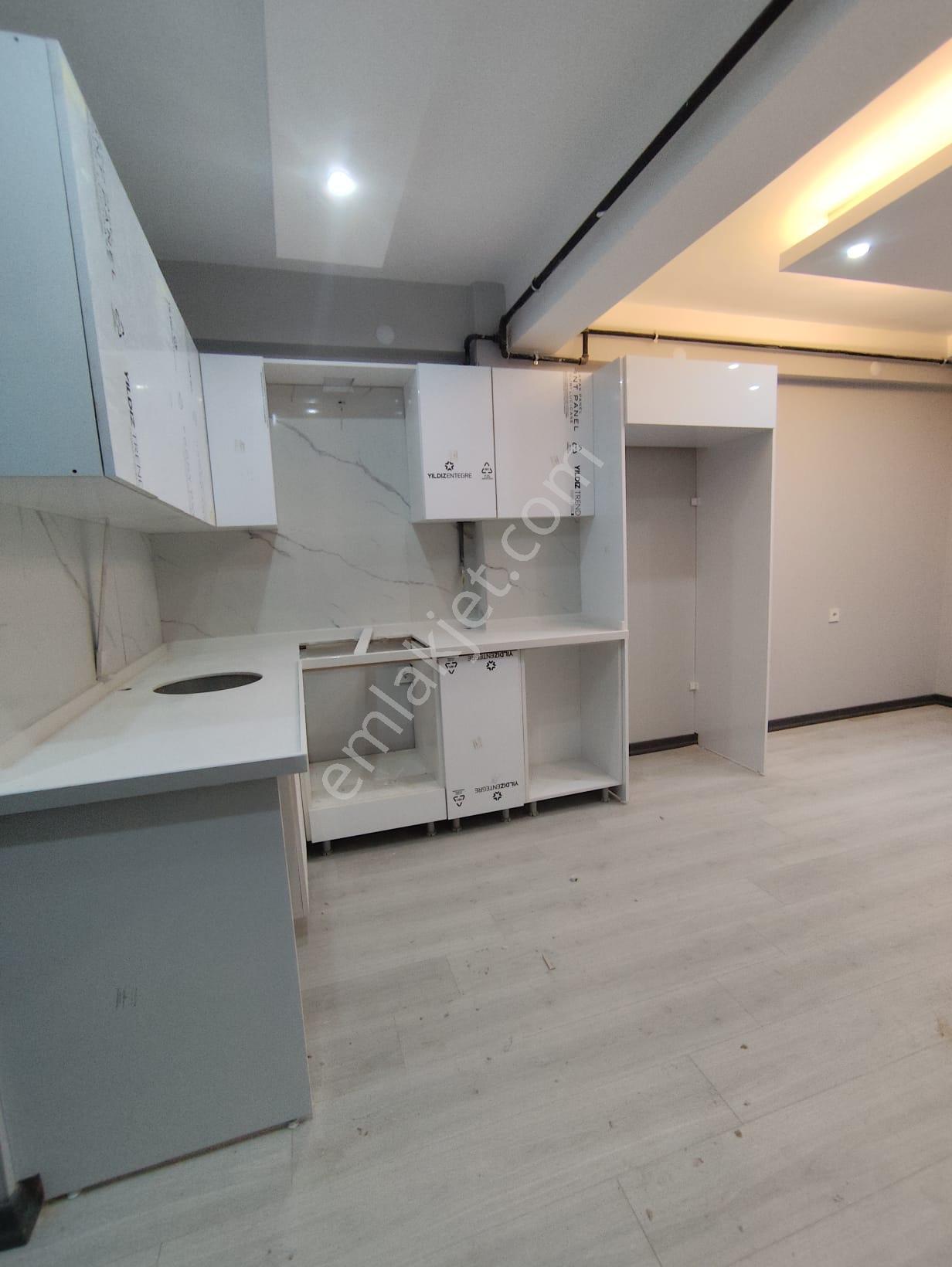 Özgür Gayrimenkul'den Büyükdere Mh.'de Satılık 1+1 Daire - Görsel 3
