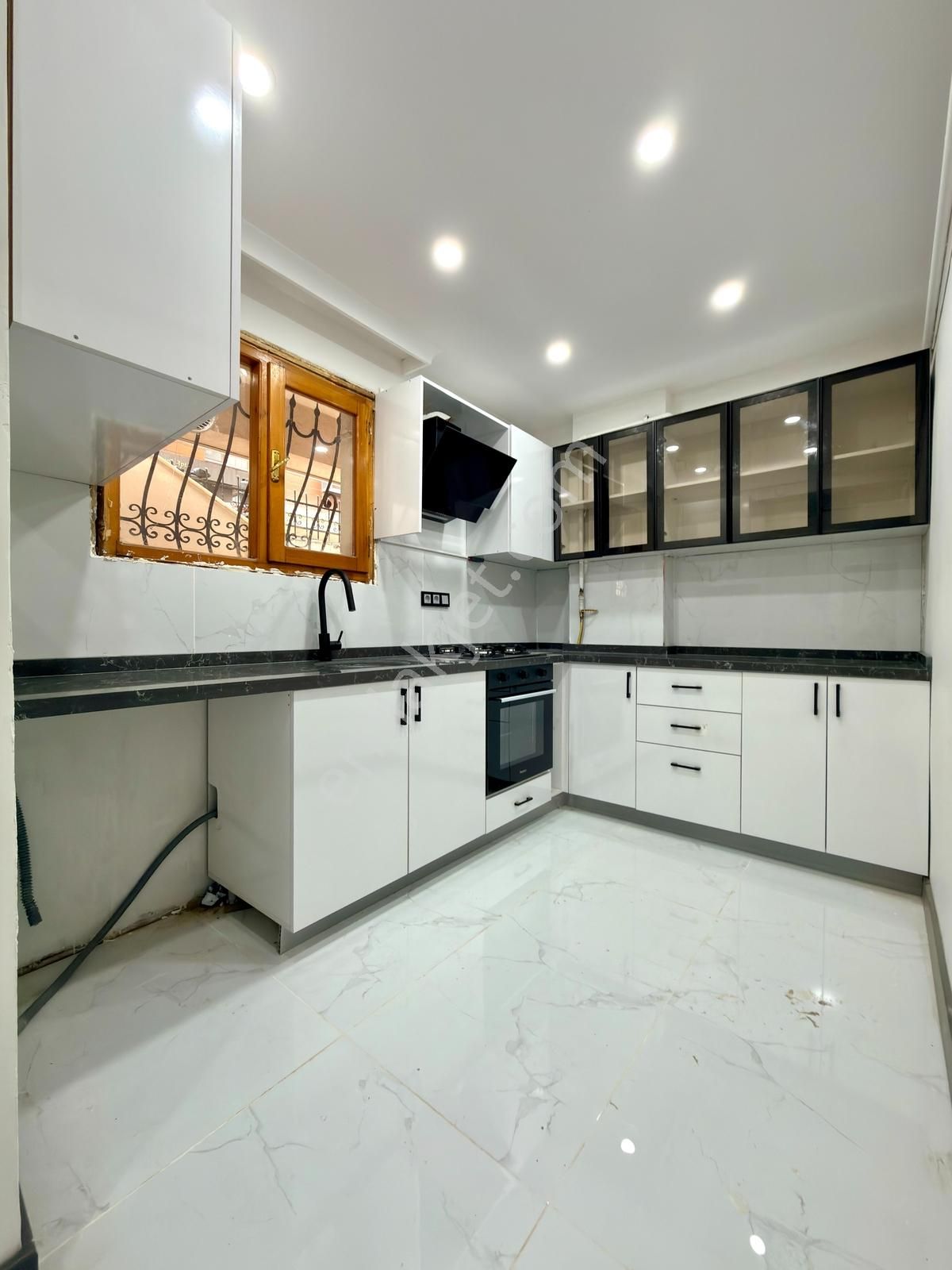 █ Konfor █ Altıntepede Ön Cephe Ayrı Mutfaklı Bahçe Peyzajlı 3+1 - Görsel 33