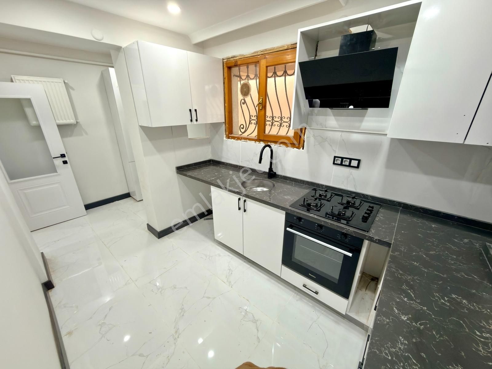 █ Konfor █ Altıntepede Ön Cephe Ayrı Mutfaklı Bahçe Peyzajlı 3+1 - Görsel 22