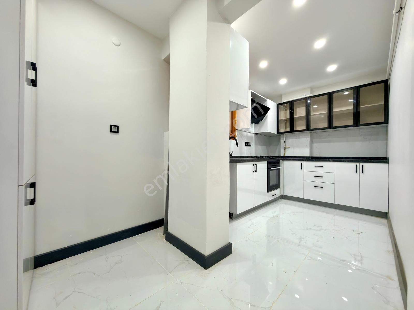 █ Konfor █ Altıntepede Ön Cephe Ayrı Mutfaklı Bahçe Peyzajlı 3+1 - Görsel 31