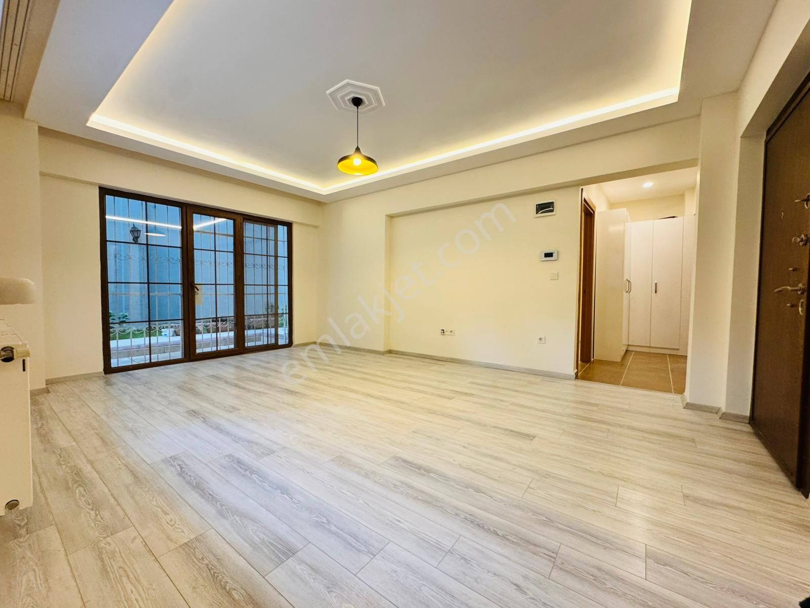 █ Konfor █ 50. Yıl Koru'da Ayrı Mutfaklı Geniş Bahçe Teraslı 1+1 - Görsel 20