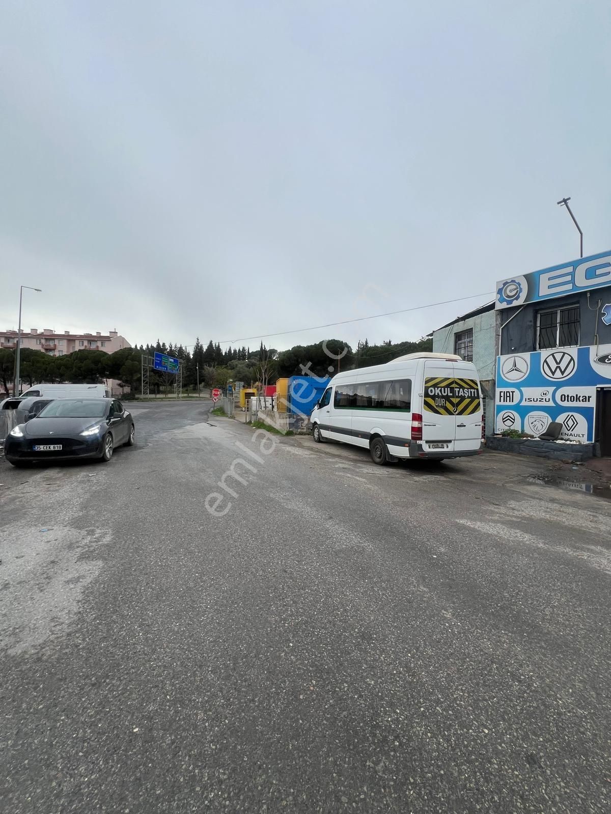 Bornova Evka3 Girişi,manisa Asfaltı Üzeri Kiralık Depo - Görsel 3