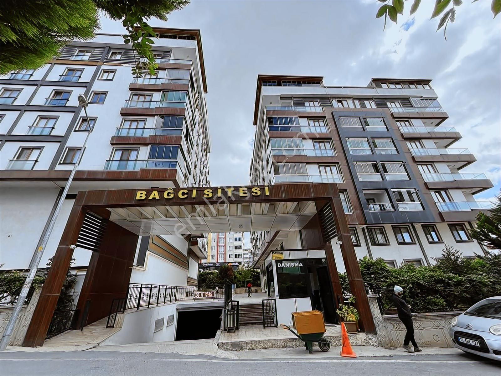 Çerkezköy Tepe Yolu Üzer Satılık 3 + 1 Daire Site İçinde - Görsel 34