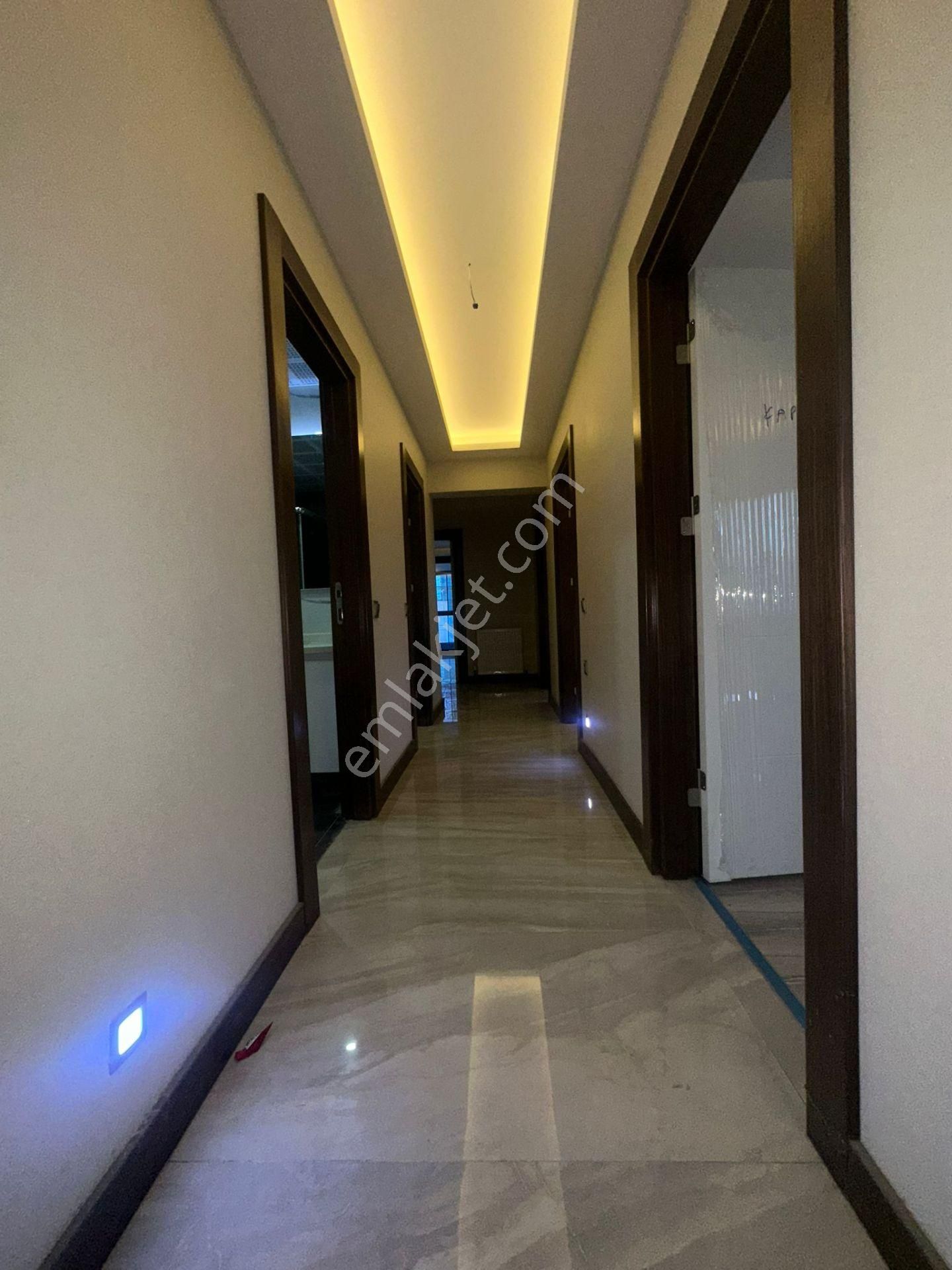 Pursaklar Mehmet Zengin Emlak'tan Hastane Yakını Çift Banyolu 4+1 3.kat Ultra Lüks Sitede Daire - Görsel 27